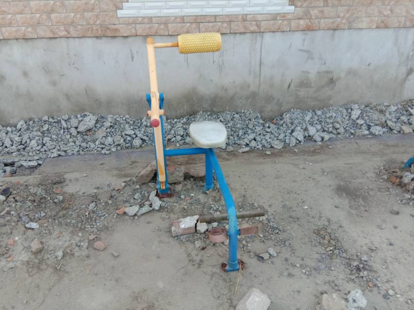 腹背鍛煉器 腹背鍛煉器