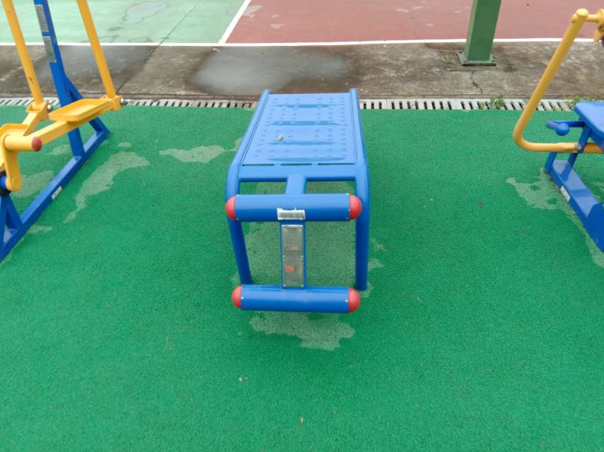 仰臥起坐板 仰臥起坐板