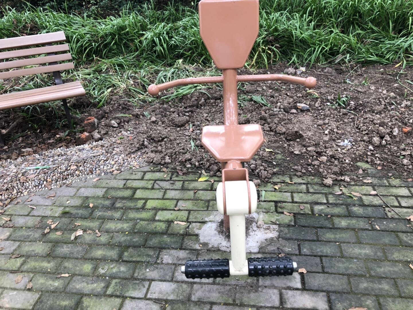 膝關(guān)節(jié)訓(xùn)練器 膝關(guān)節(jié)訓(xùn)練器