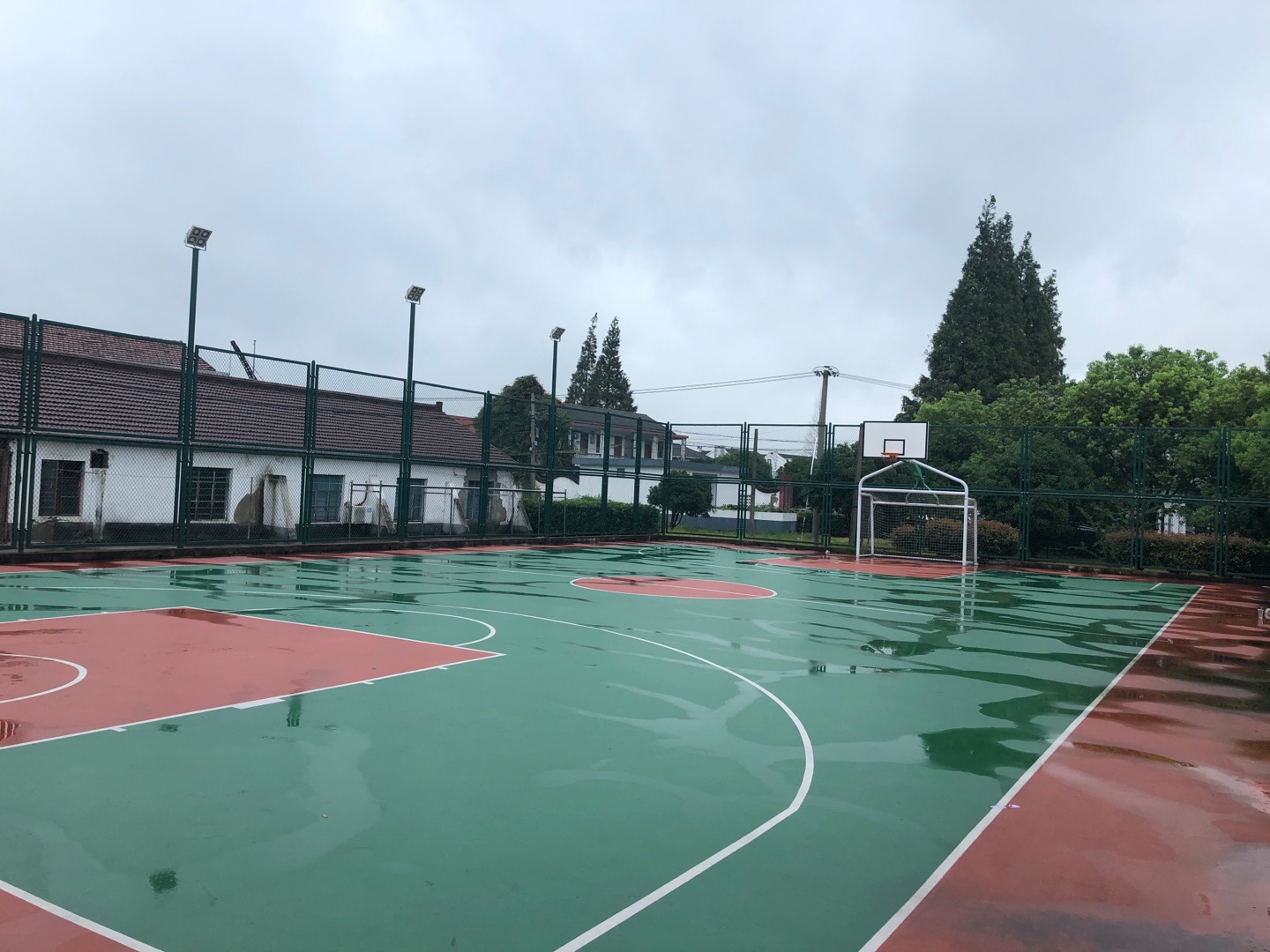 金溪居委會(huì)多功能球場(chǎng)