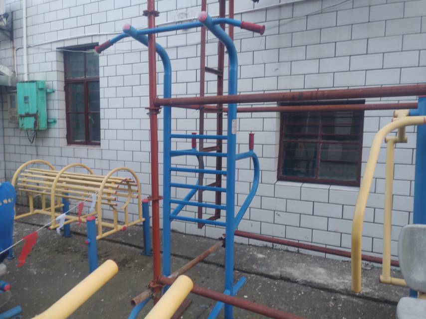 多功能訓(xùn)練器 多功能訓(xùn)練器