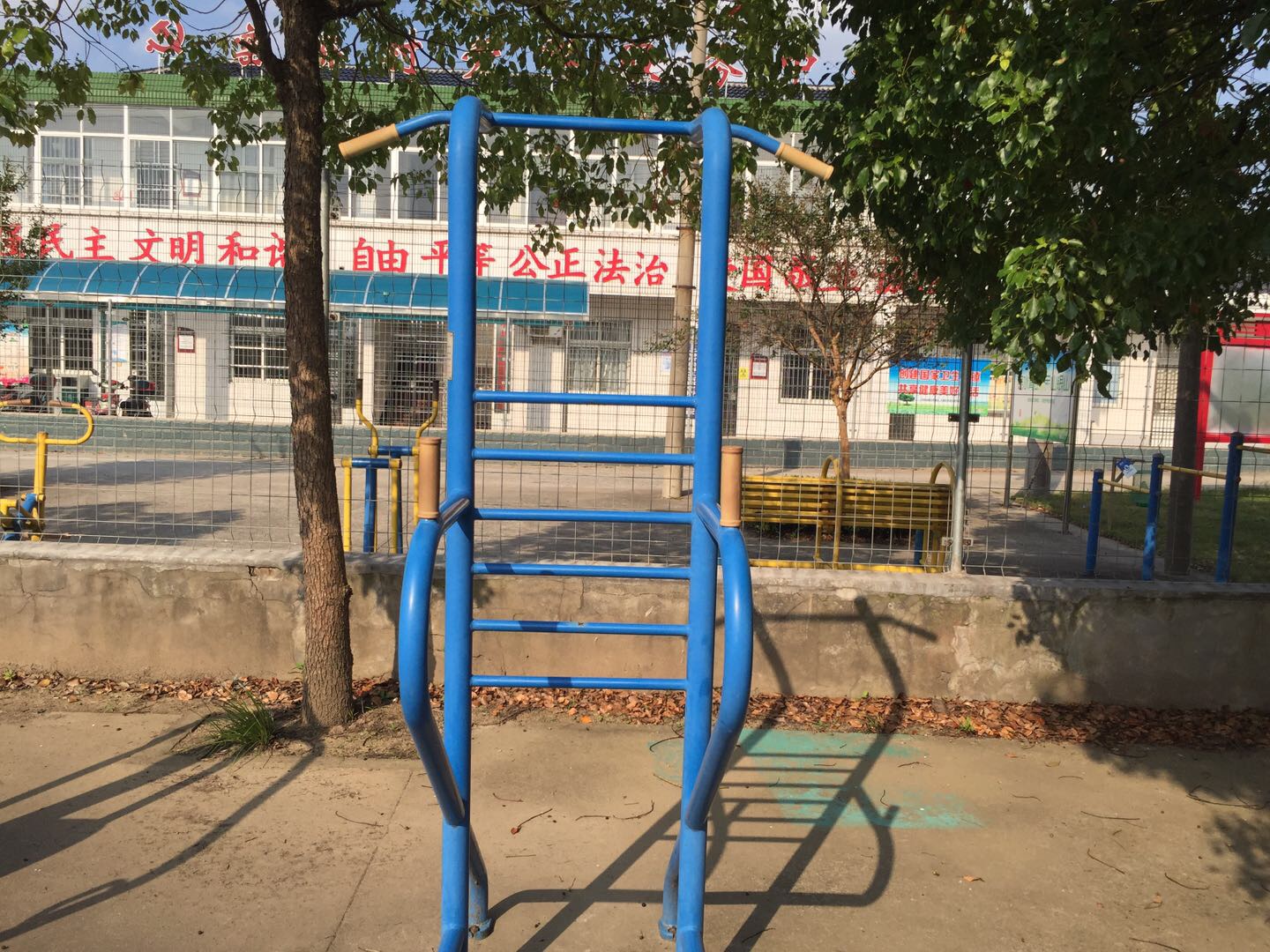 多功能訓(xùn)練器 多功能訓(xùn)練器