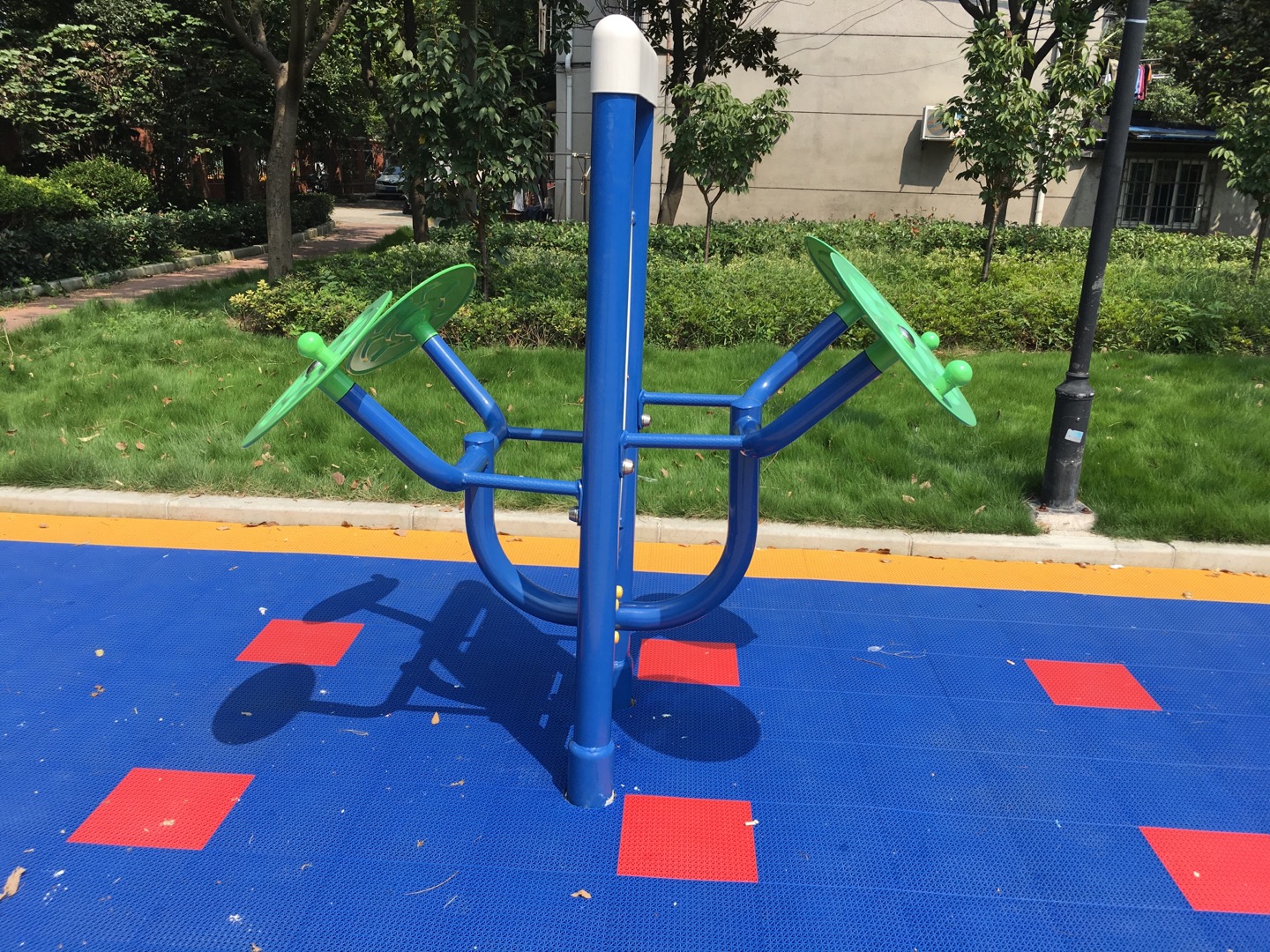 雙立柱太極揉推器 雙立柱太極揉推器