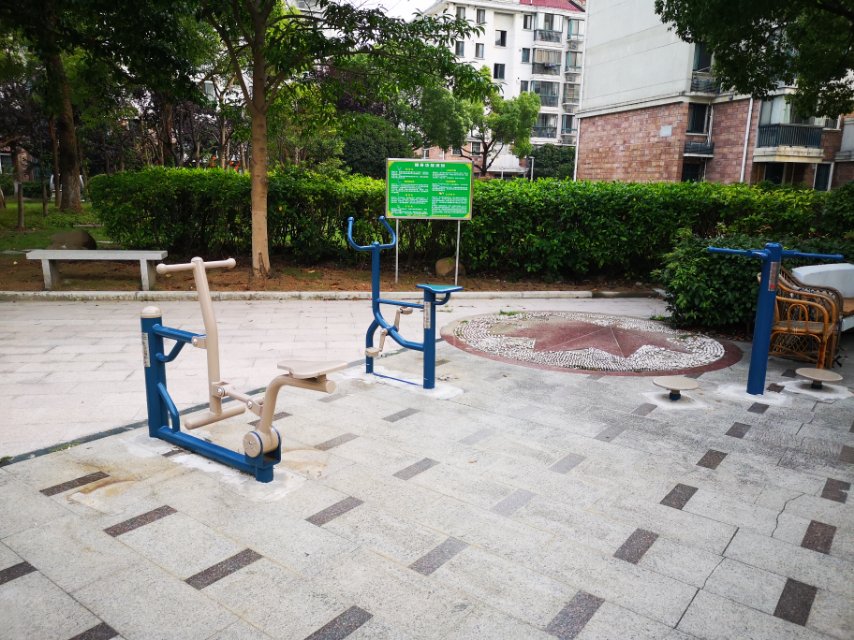 楓樺景苑居委健身點(diǎn)A 楓樺景苑居委健身點(diǎn)A