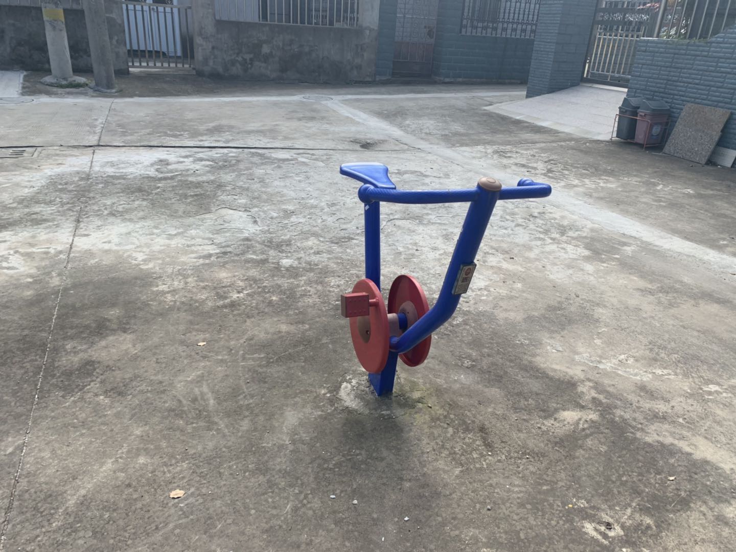 直立健身車 直立健身車