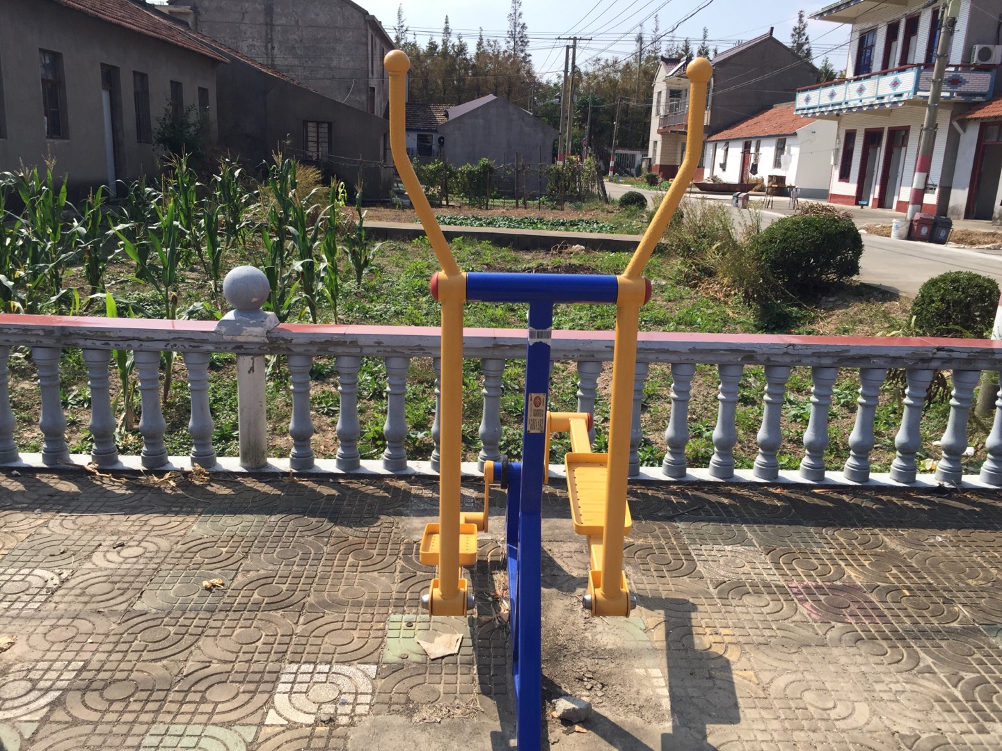 室外橢圓機(jī) 室外橢圓機(jī)