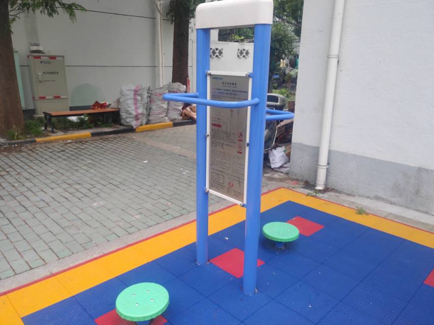 雙立柱扭腰器 雙立柱扭腰器