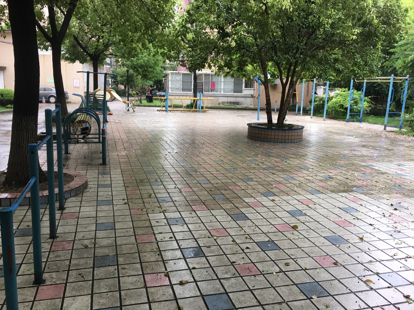 柵橋社區(qū)健身苑點(diǎn)