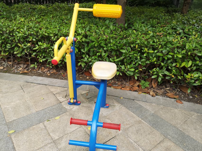 腹背鍛煉器 腹背鍛煉器