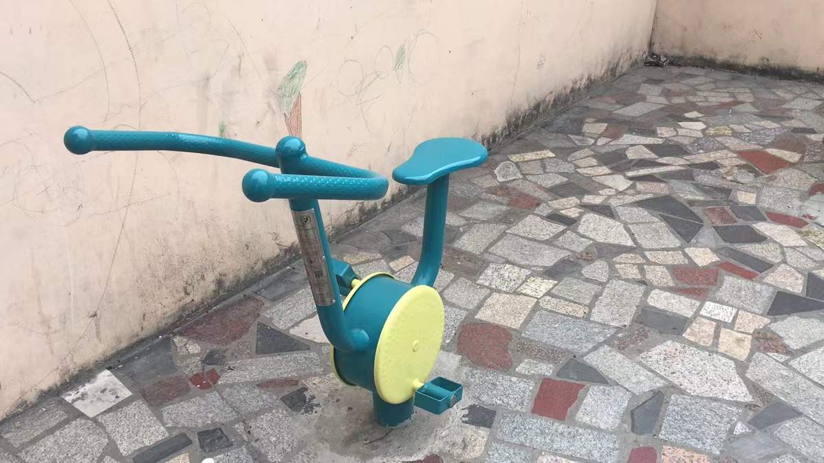 健身車 健身車
