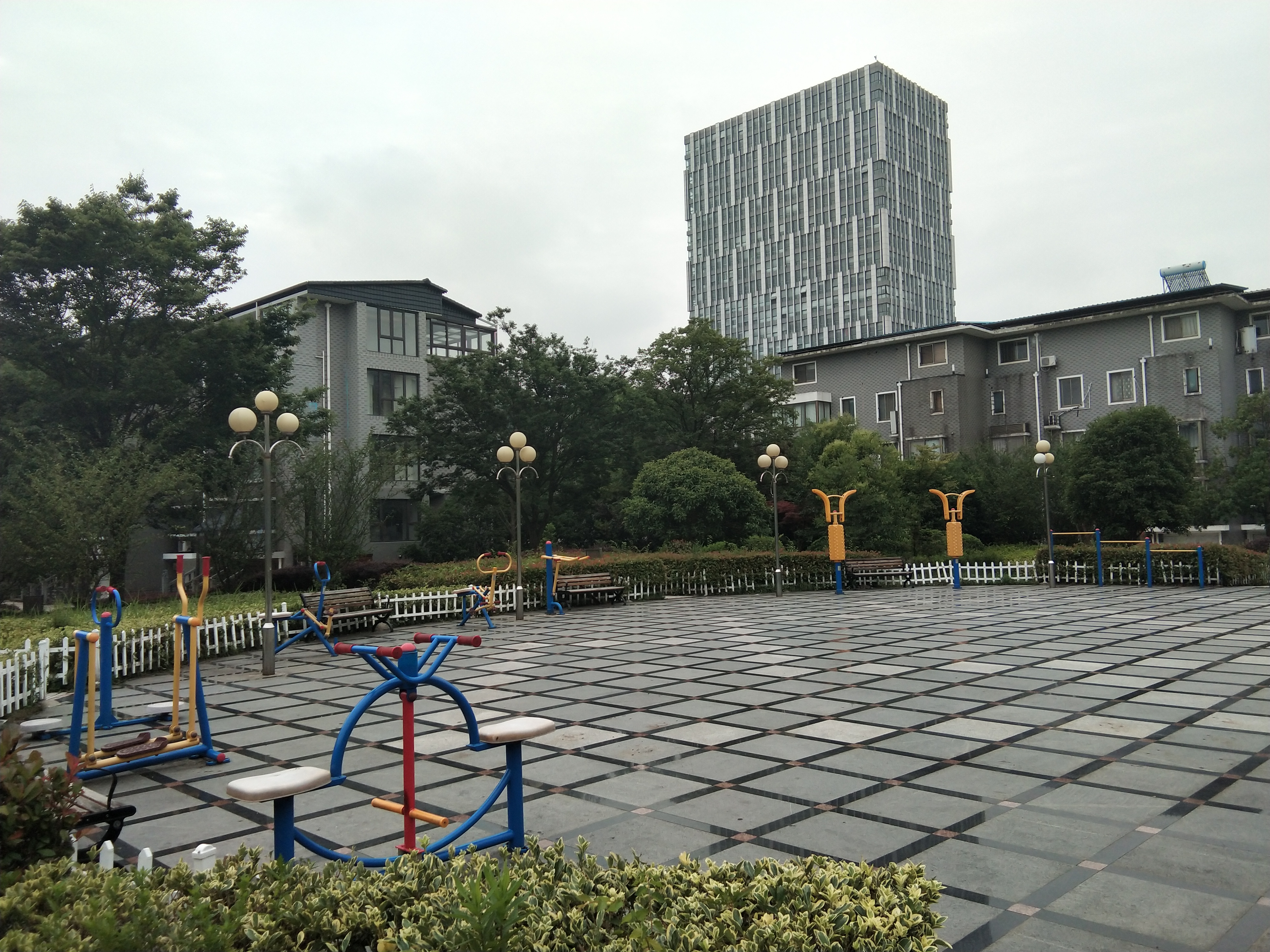 九華新園市民益智健身苑點(diǎn) 九華新園市民益智健身苑點(diǎn)