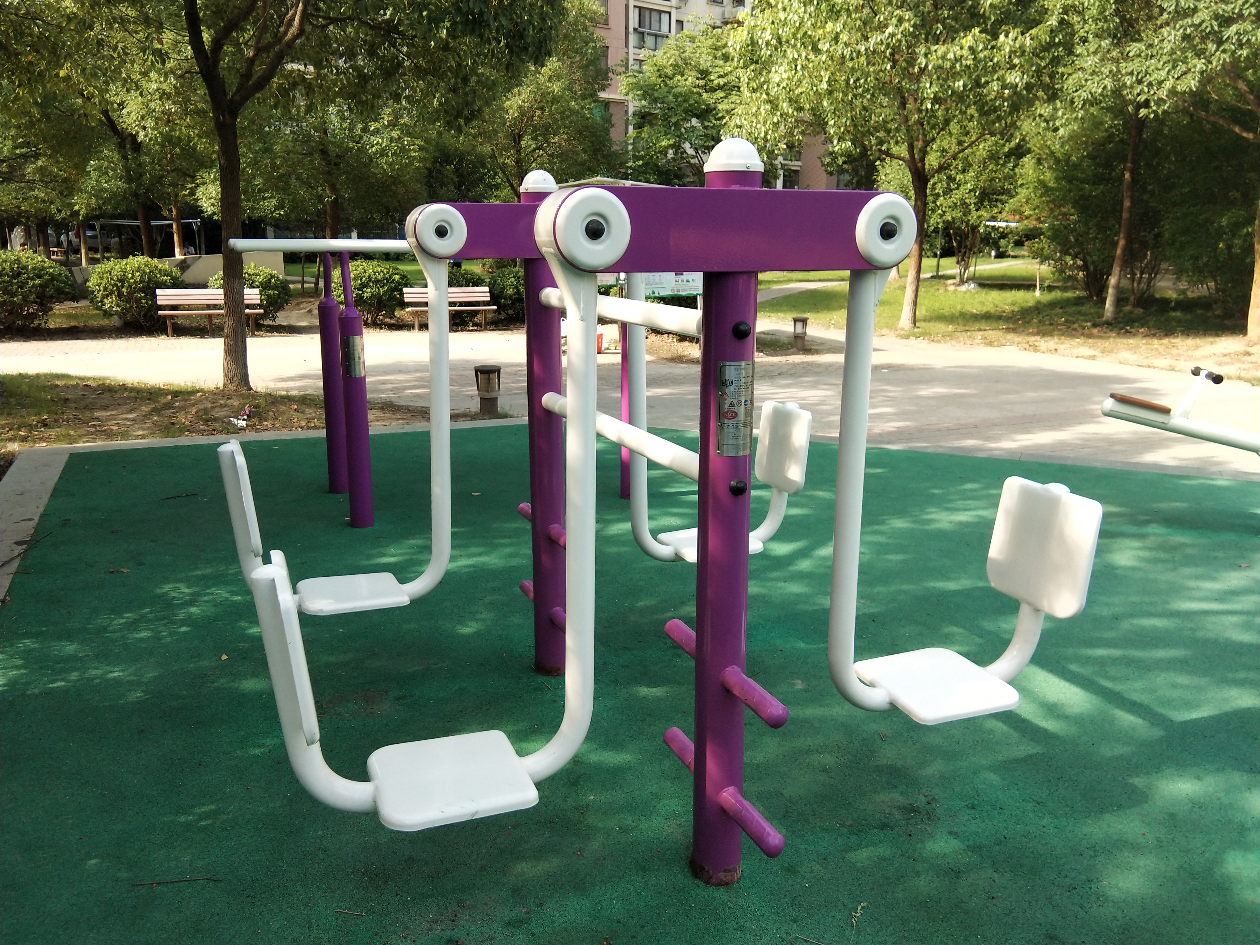 四位蹬力訓(xùn)練器