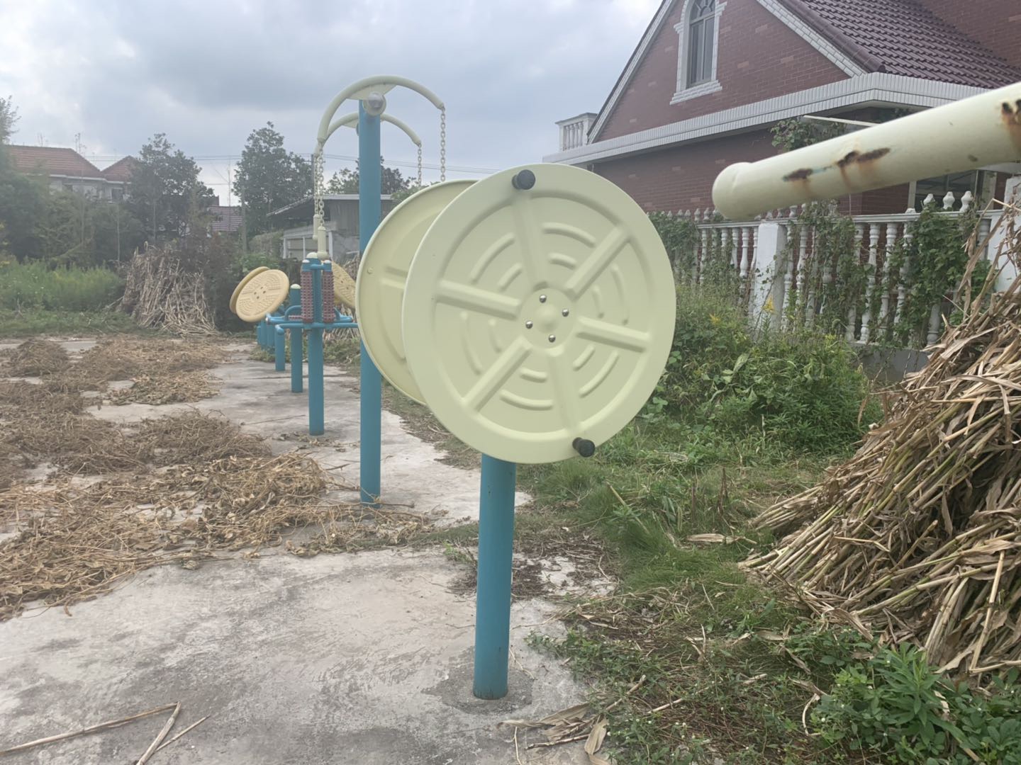 快樂(lè)大轉(zhuǎn)輪 快樂(lè)大轉(zhuǎn)輪