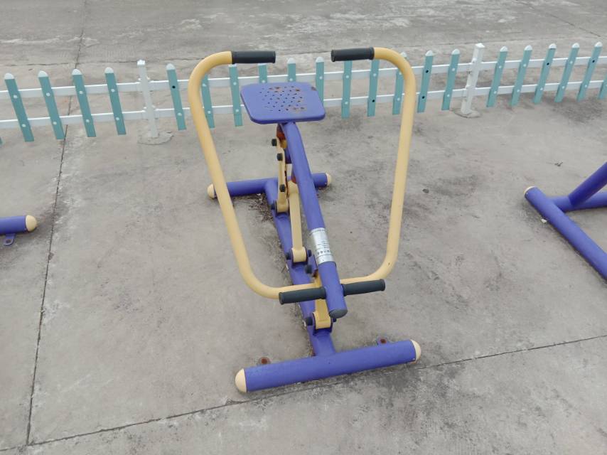 劃船訓(xùn)練器 劃船訓(xùn)練器