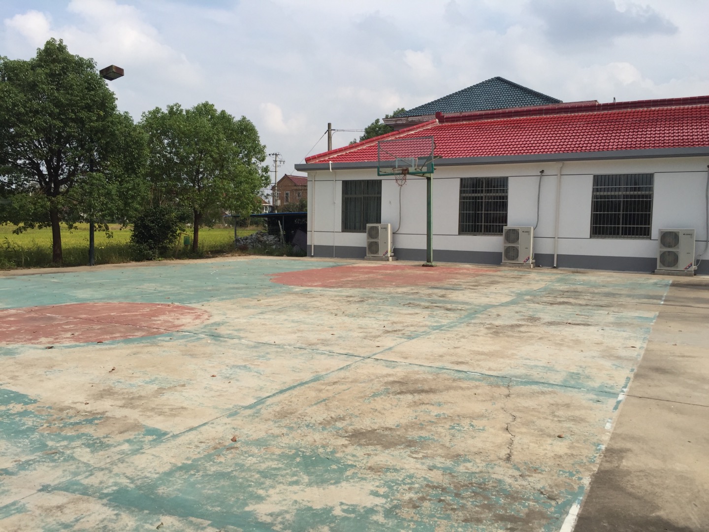 猛東村農民健身工程