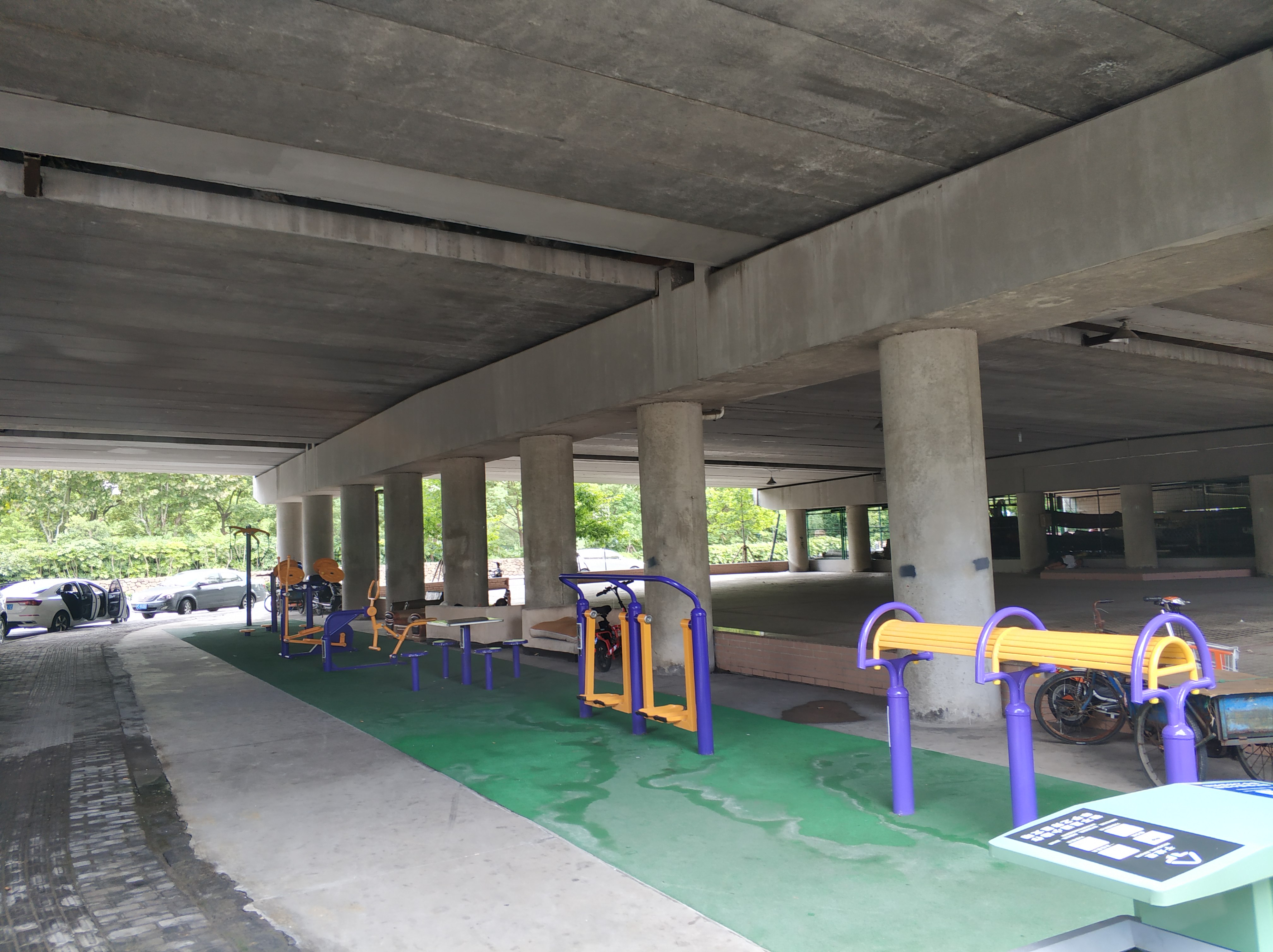 青華社區(qū)健身點(diǎn)2