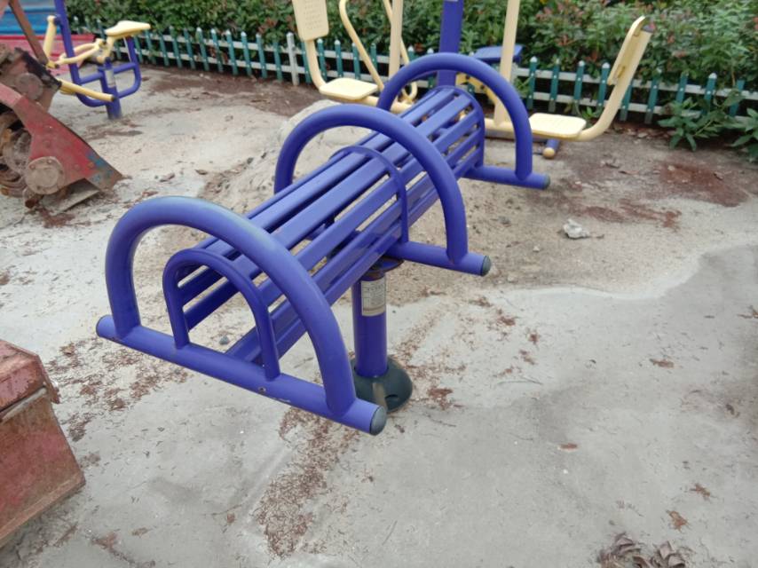 腰背伸展器 腰背伸展器