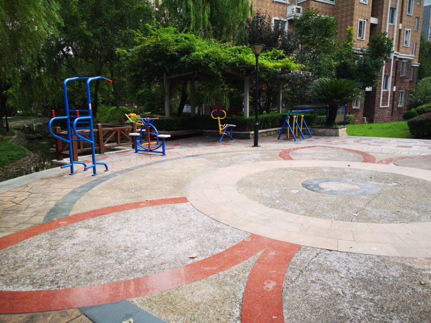 蓮蒲府邸居委健身苑點D