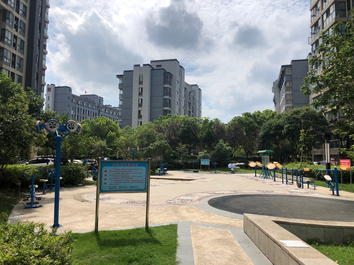 萬(wàn)達(dá)城市公寓健身苑點(diǎn)