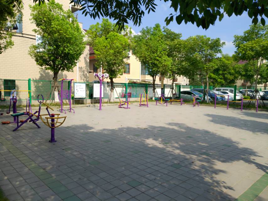 許浦村墻華健身點(diǎn) 許浦村墻華健身點(diǎn)