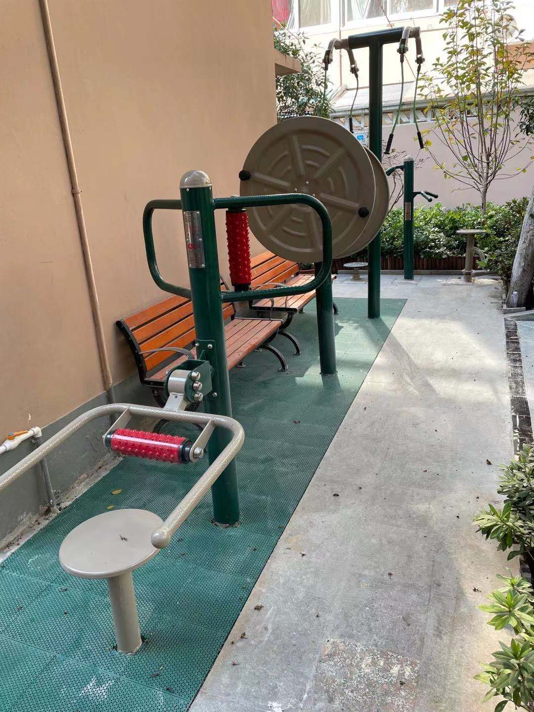 靜安區(qū)寶山路街道芷江中路294弄居委健身點(天通庵路143弄) 靜安區(qū)寶山路街道芷江中路294弄居委健身點(天通庵路143弄)