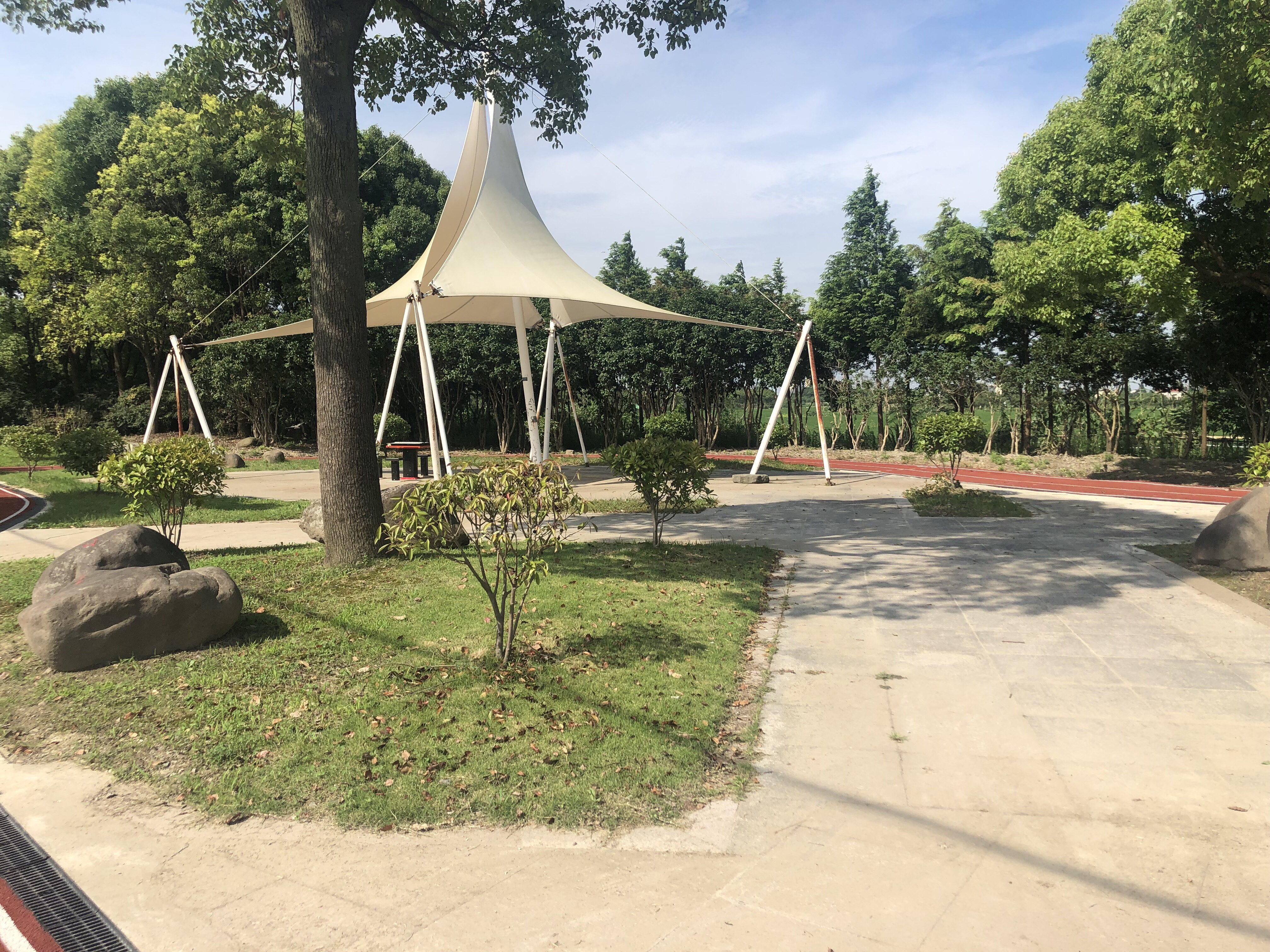 莊良路第三步道 莊良路第三步道