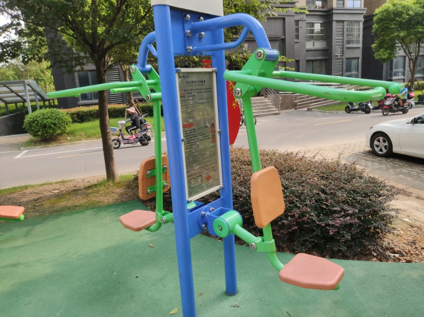 雙立柱拉力訓練器