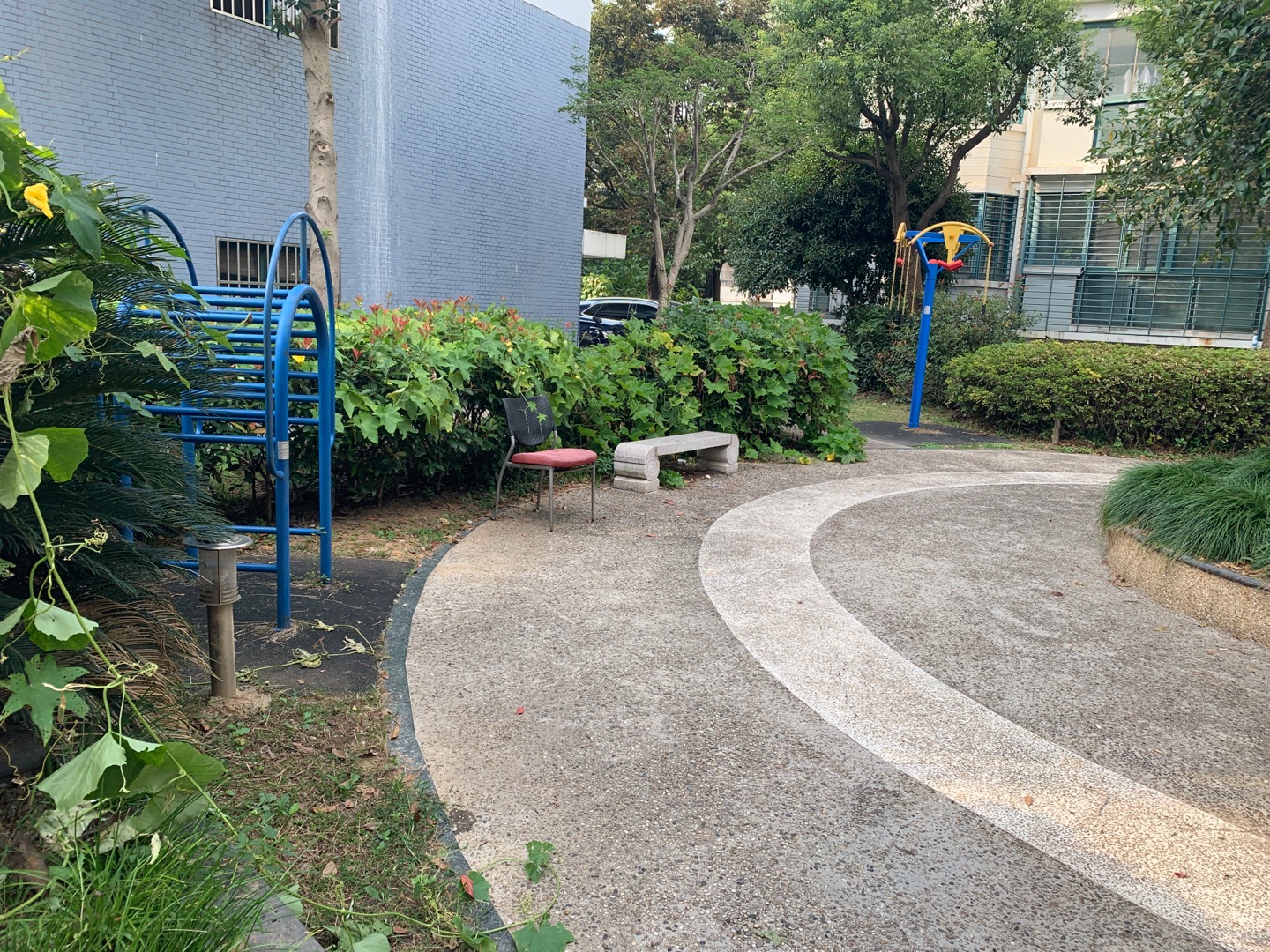 檀香花苑健身點(diǎn)3