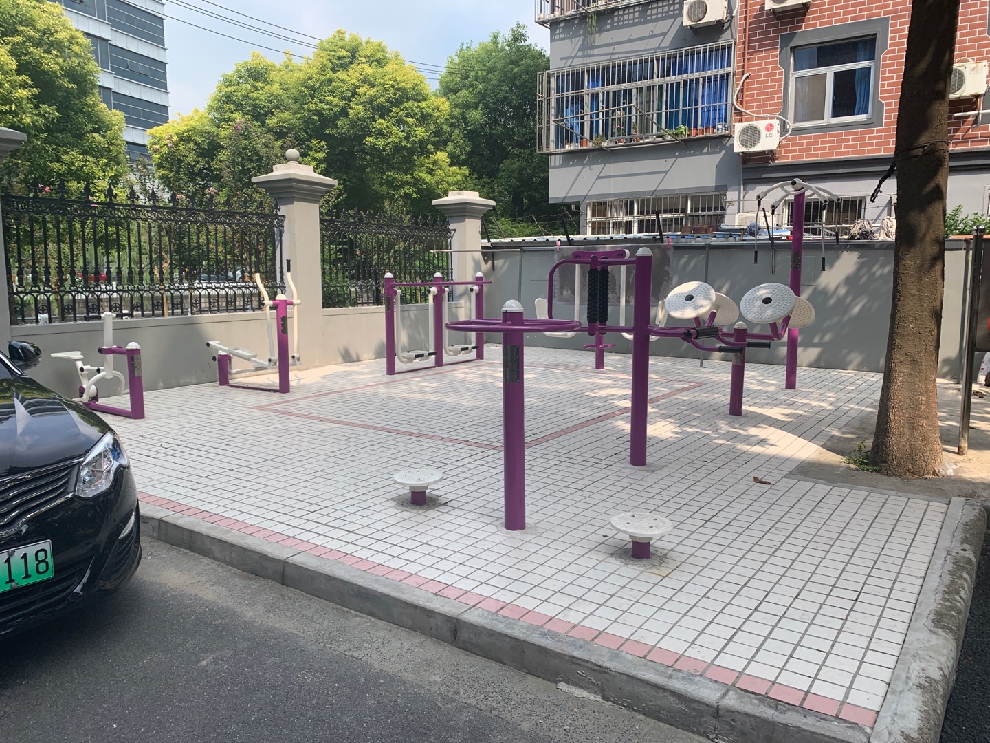 方西紅賓苑健身點