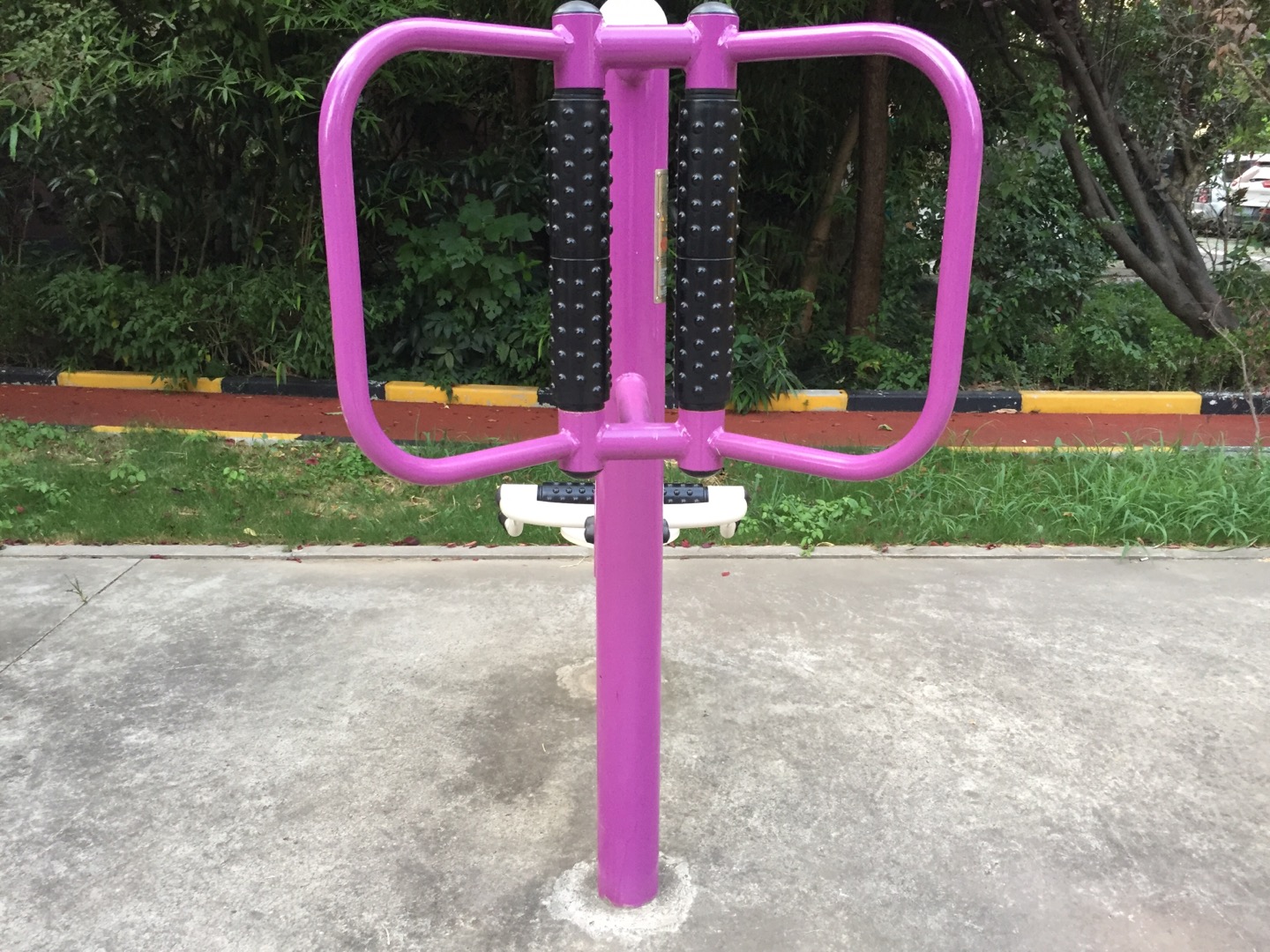 坐式腰背按摩器