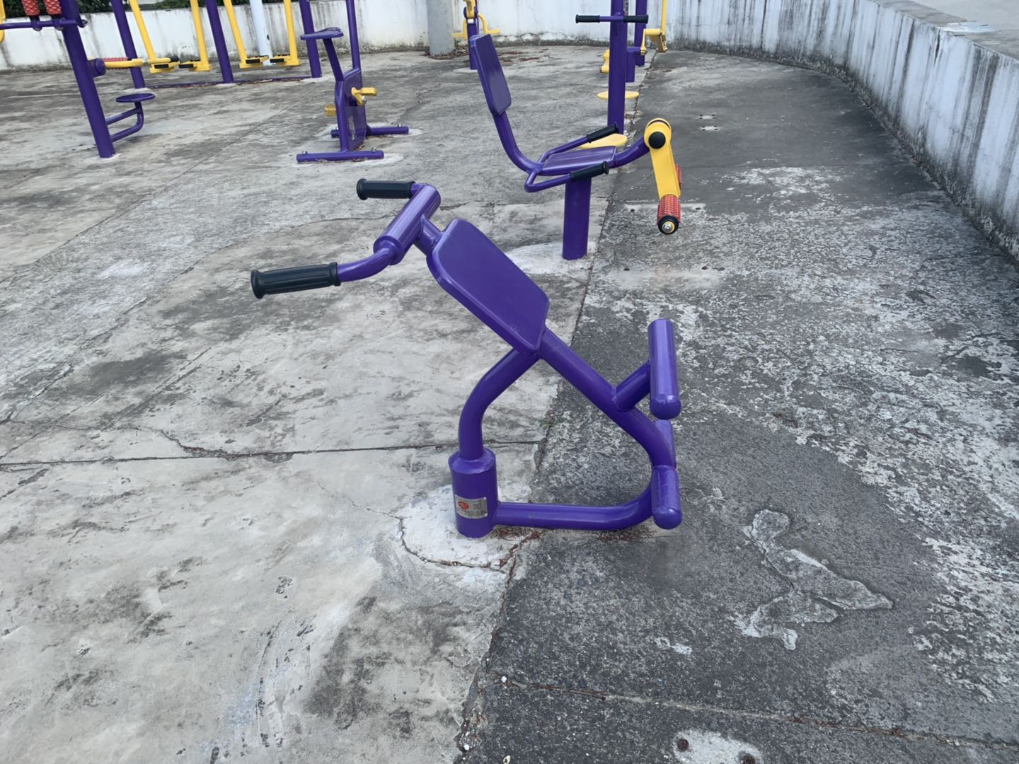 背肌訓(xùn)練器 背肌訓(xùn)練器