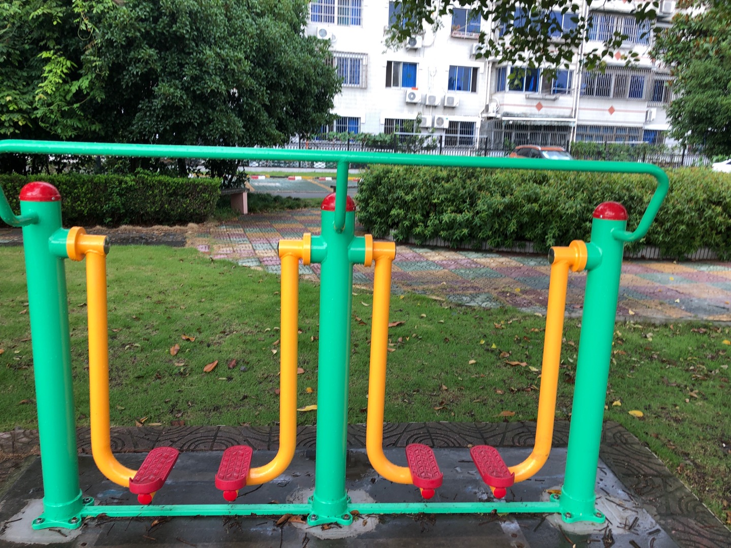 兩聯(lián)漫步機(jī)