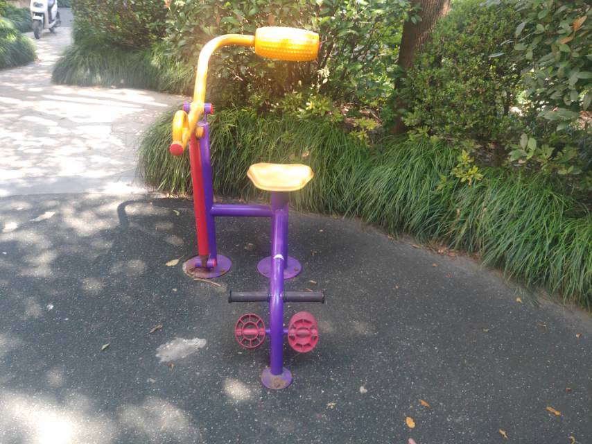 腹背訓練器 腹背訓練器