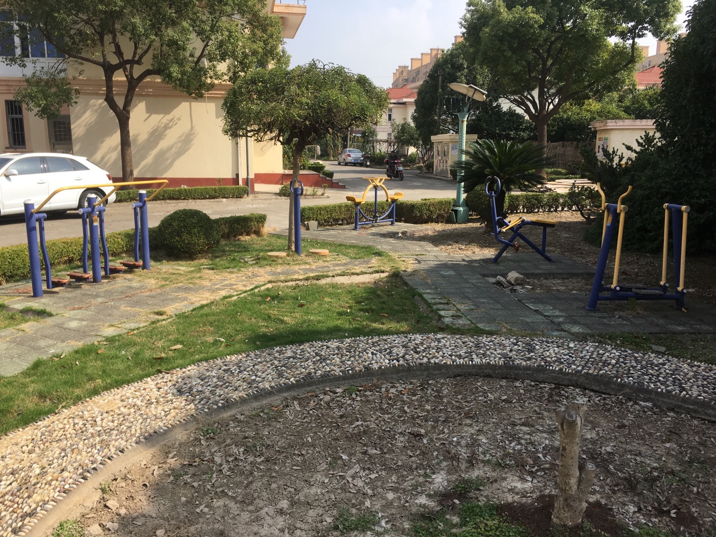 慶南居委健身點(diǎn)6