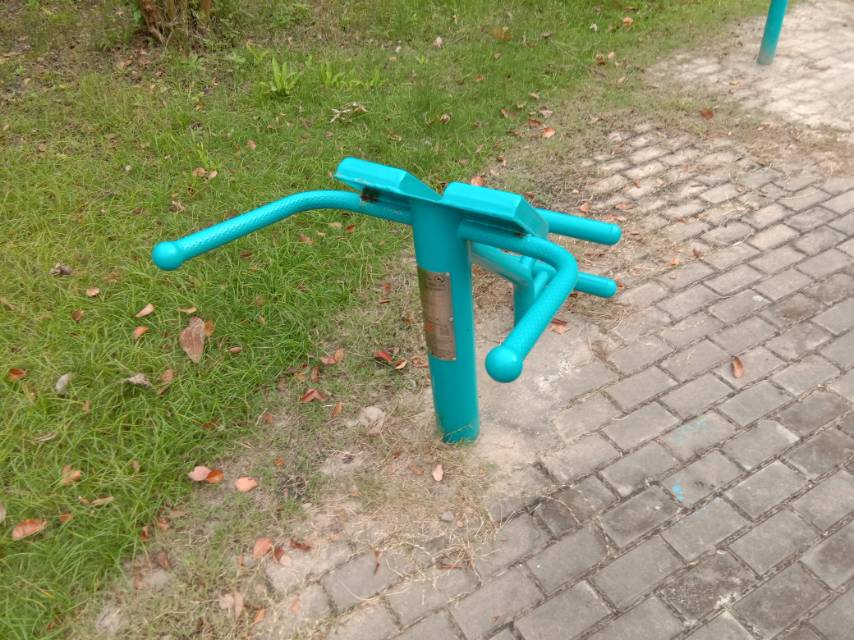 背肌訓(xùn)練器 背肌訓(xùn)練器