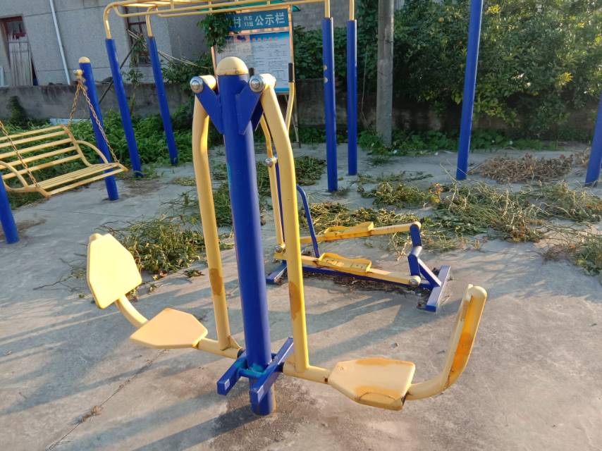 坐蹬訓(xùn)練器