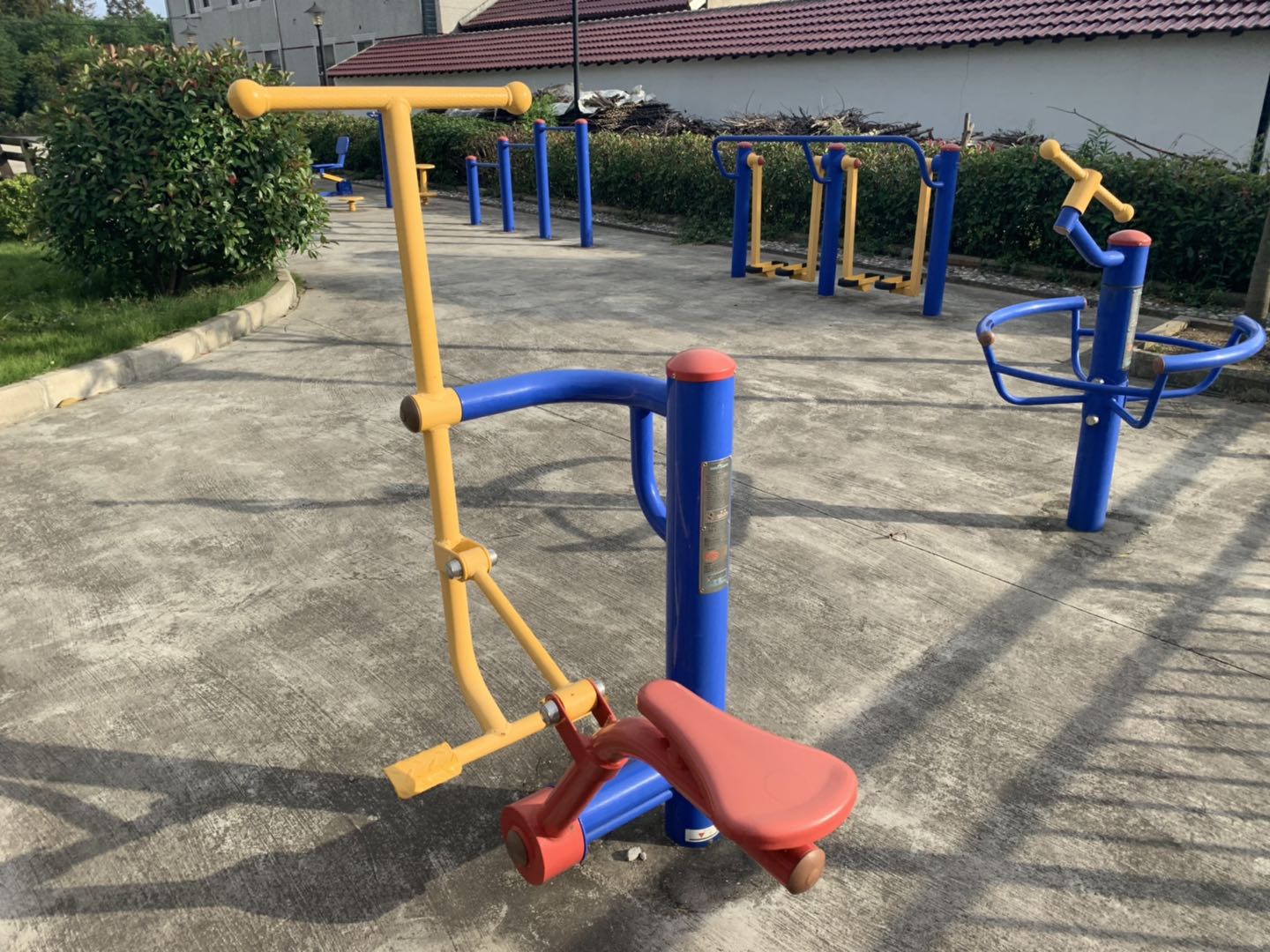 健騎機(jī) 健騎機(jī)