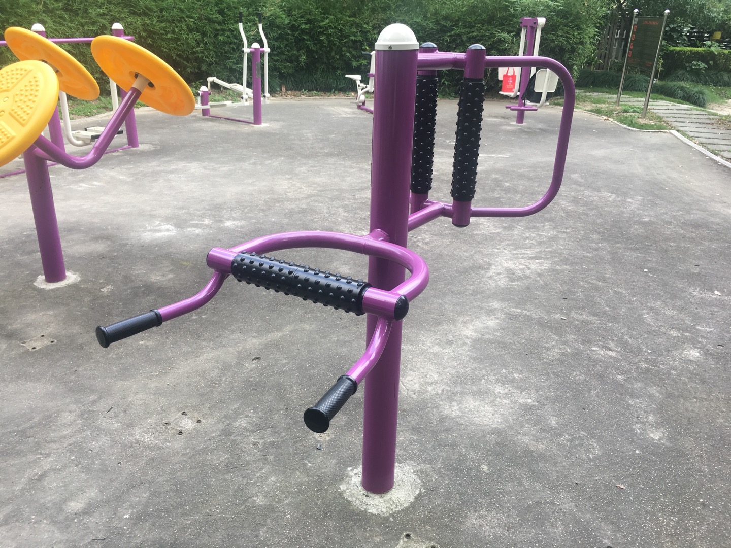 腰背按摩器 腰背按摩器