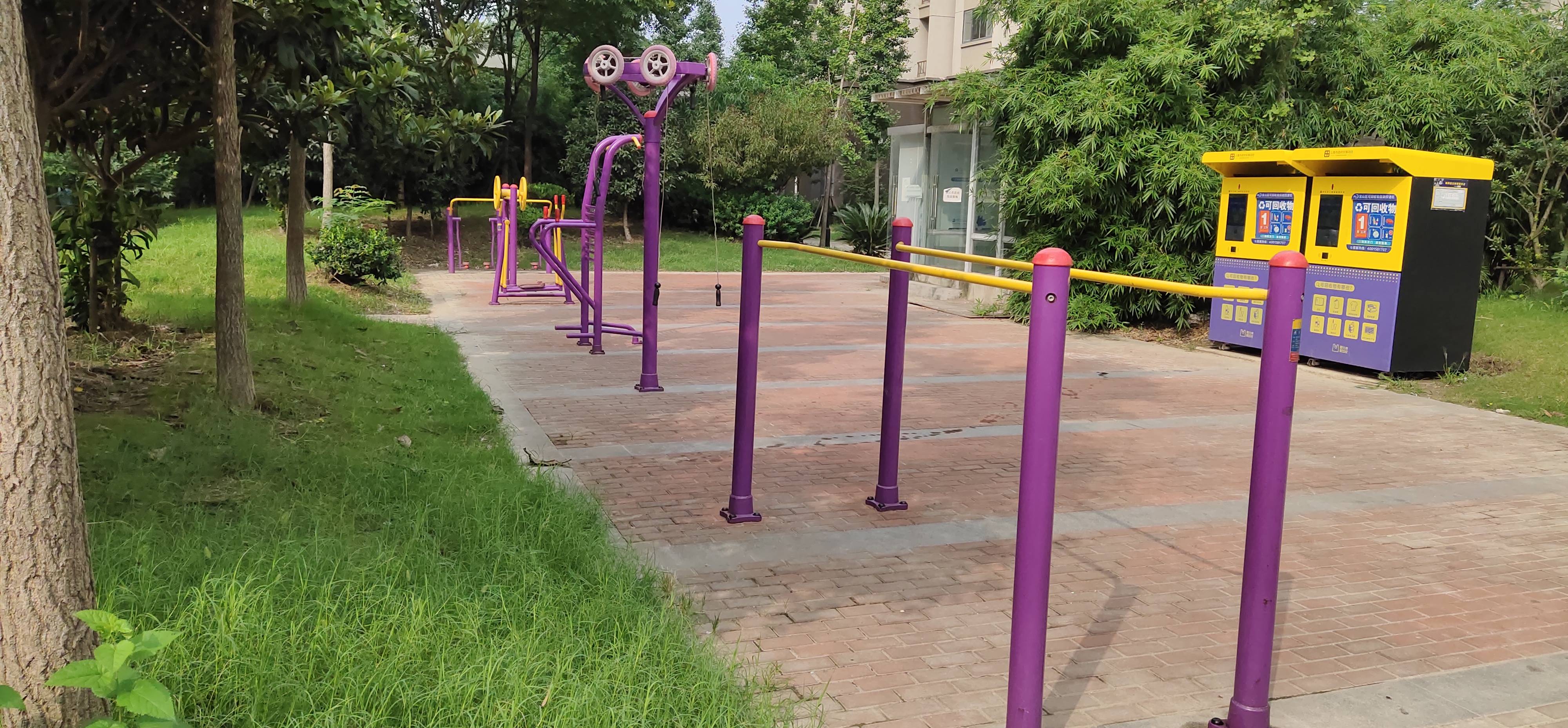 寶欣苑居委（六村）