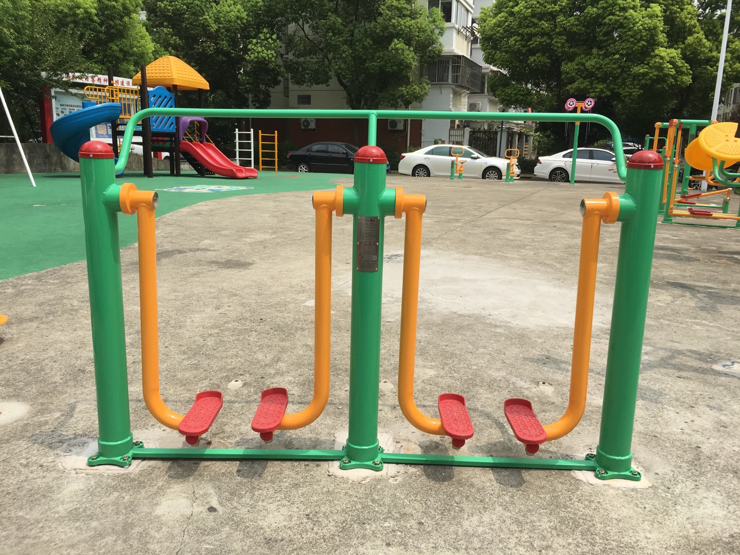 兩聯(lián)漫步機(jī) 兩聯(lián)漫步機(jī)