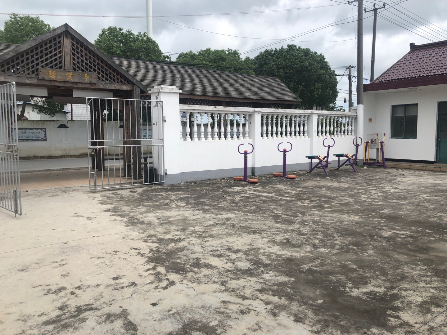 楊溇村村委會(huì)第一健身苑點(diǎn) 楊溇村村委會(huì)第一健身苑點(diǎn)