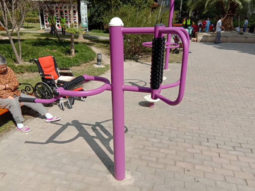 腰背按摩器 腰背按摩器