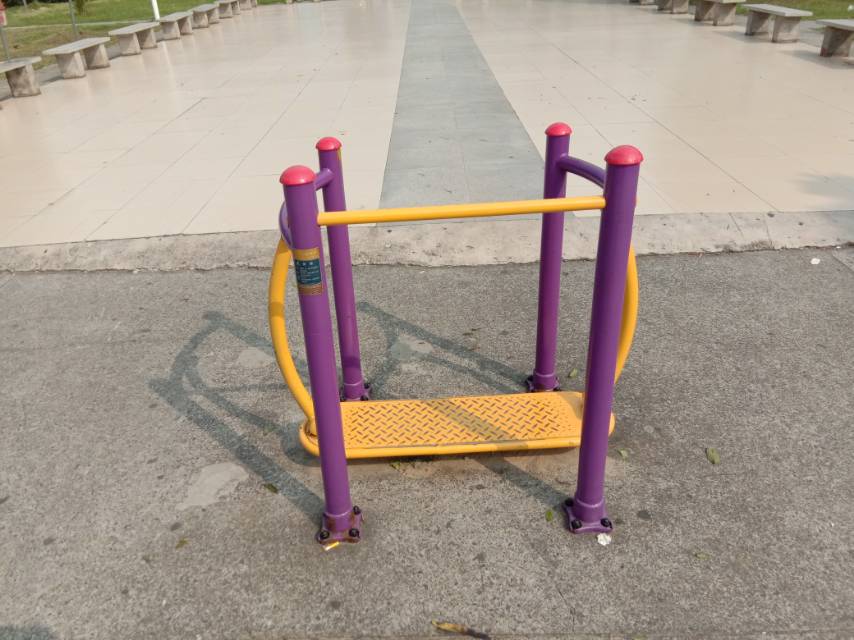 晃板健身器 晃板健身器