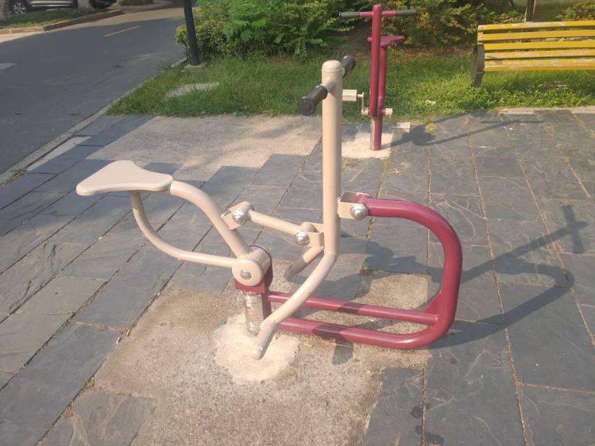 騎馬機(jī) 騎馬機(jī)