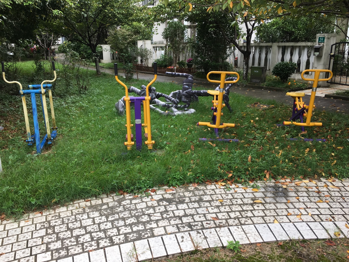 復(fù)地半島苑益智健身點(diǎn)