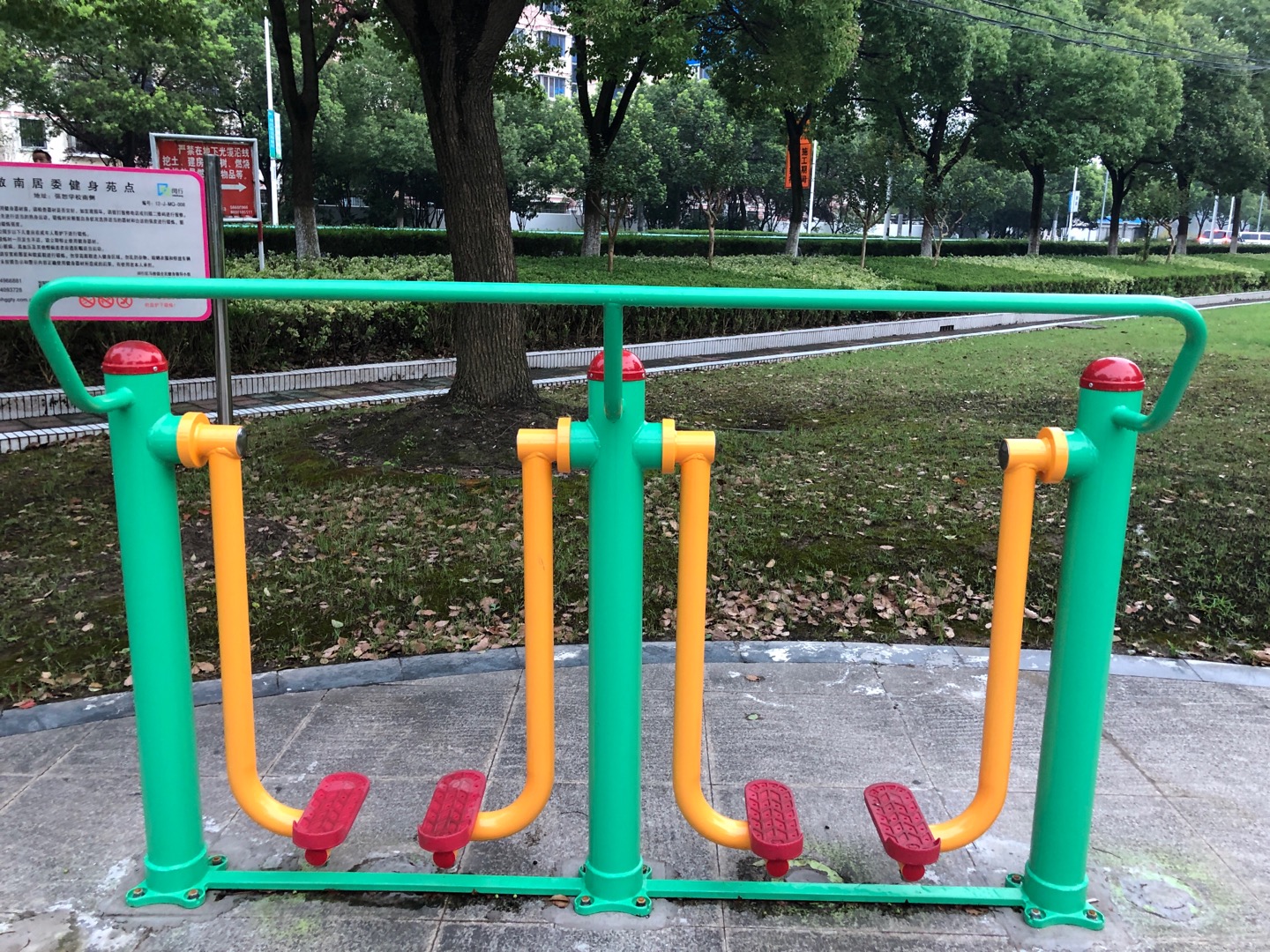 兩聯(lián)漫步機(jī) 兩聯(lián)漫步機(jī)