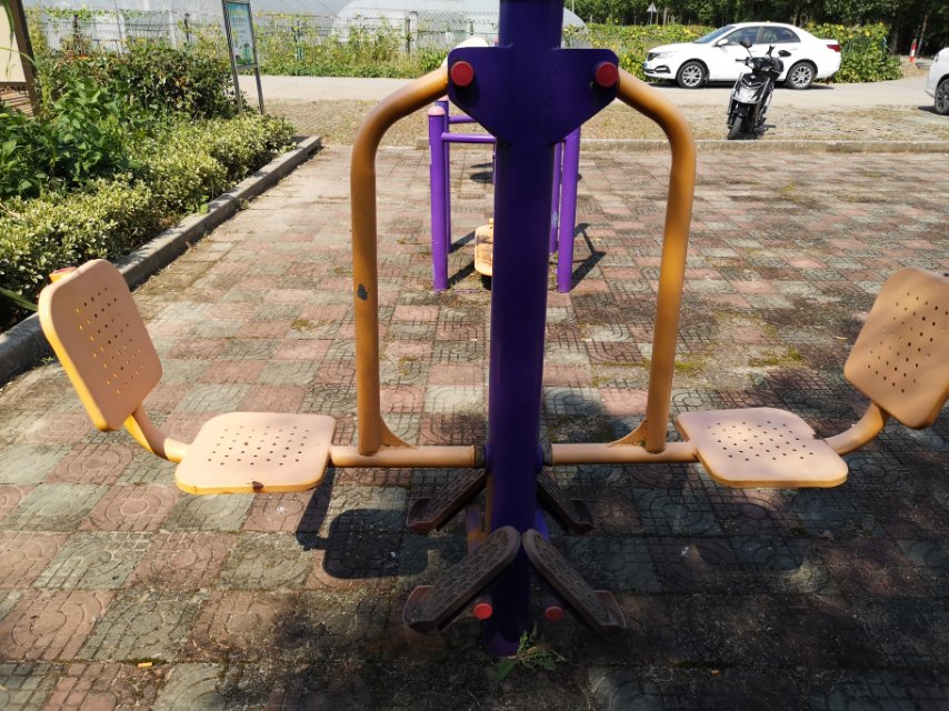 雙人坐蹬器 雙人坐蹬器