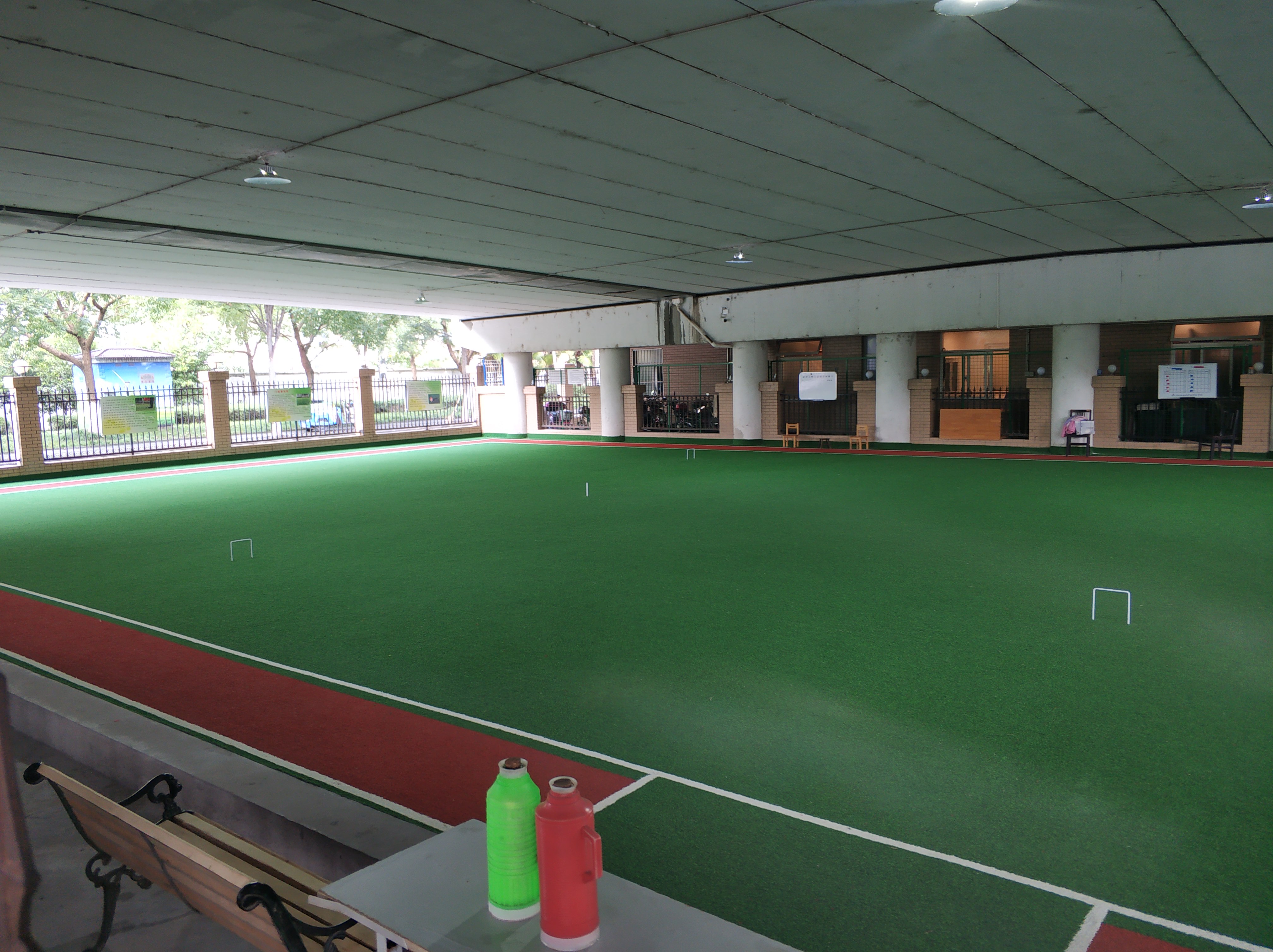 崧澤大橋北側(cè)門球場(chǎng)