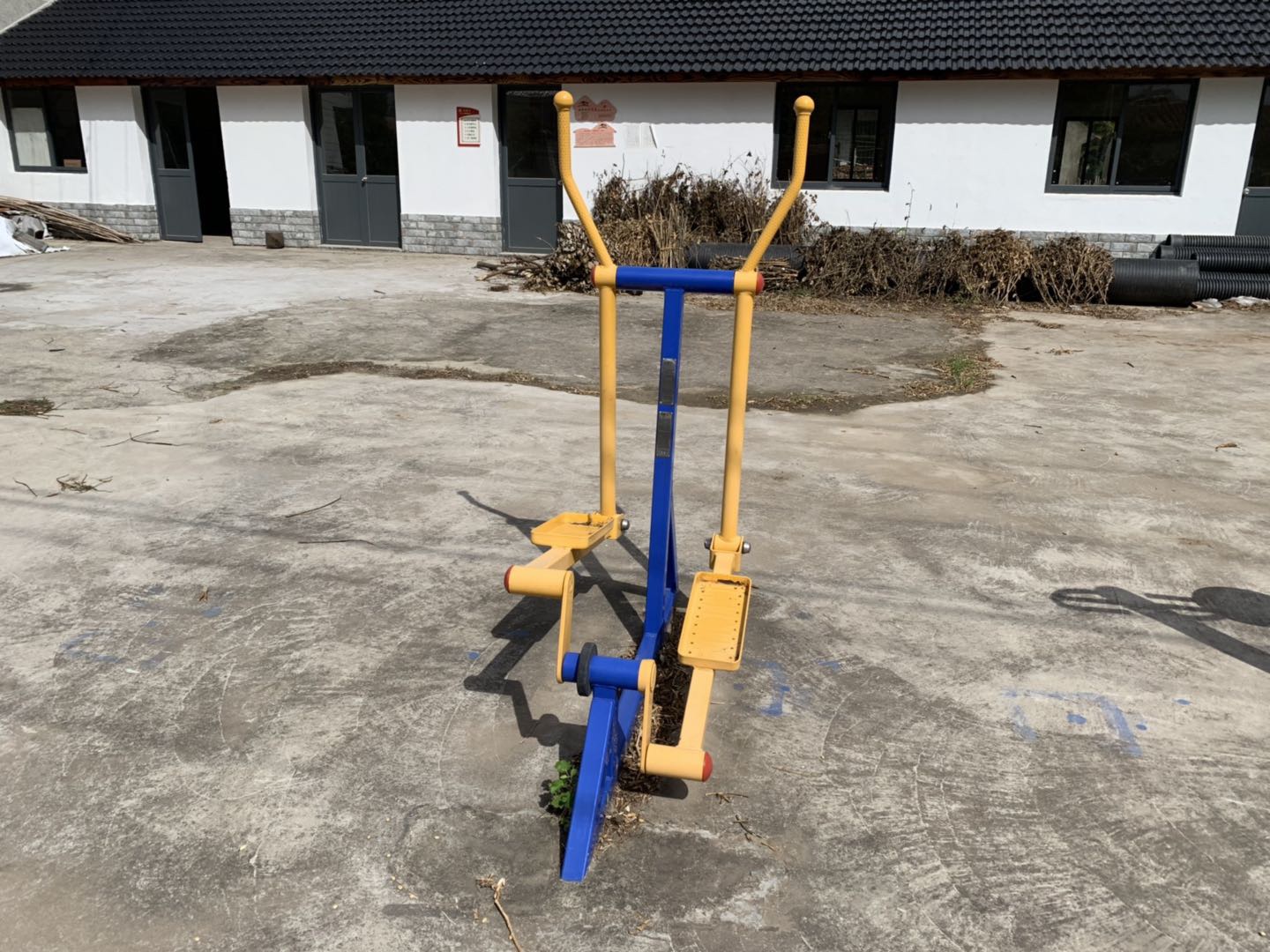 室外橢圓機(jī) 室外橢圓機(jī)