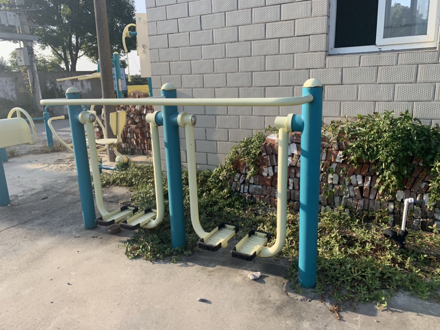 雙位太空漫步機